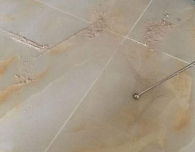 玉林市瓷砖空鼓维修公司分享粘合剂选择不当在瓷砖铺贴过程中可能导致以下问题